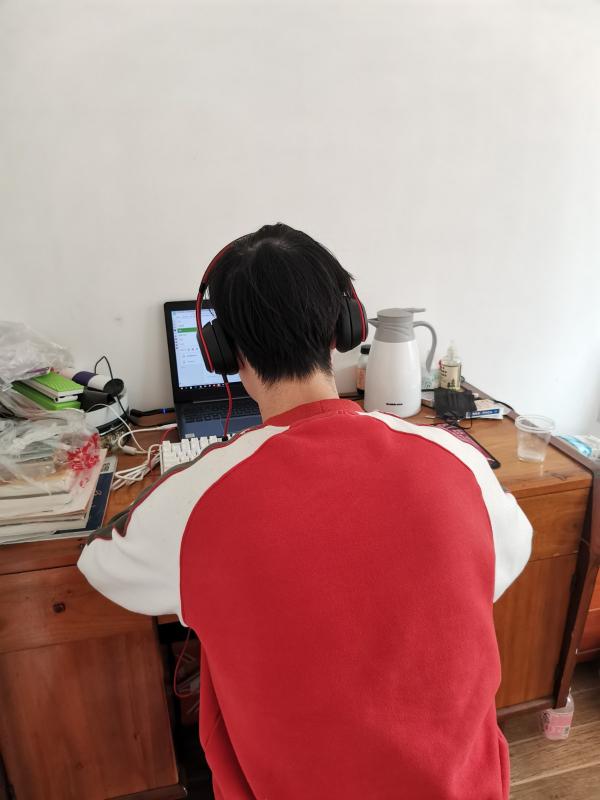 熊晓俊.jpg 熊晓俊.jpg