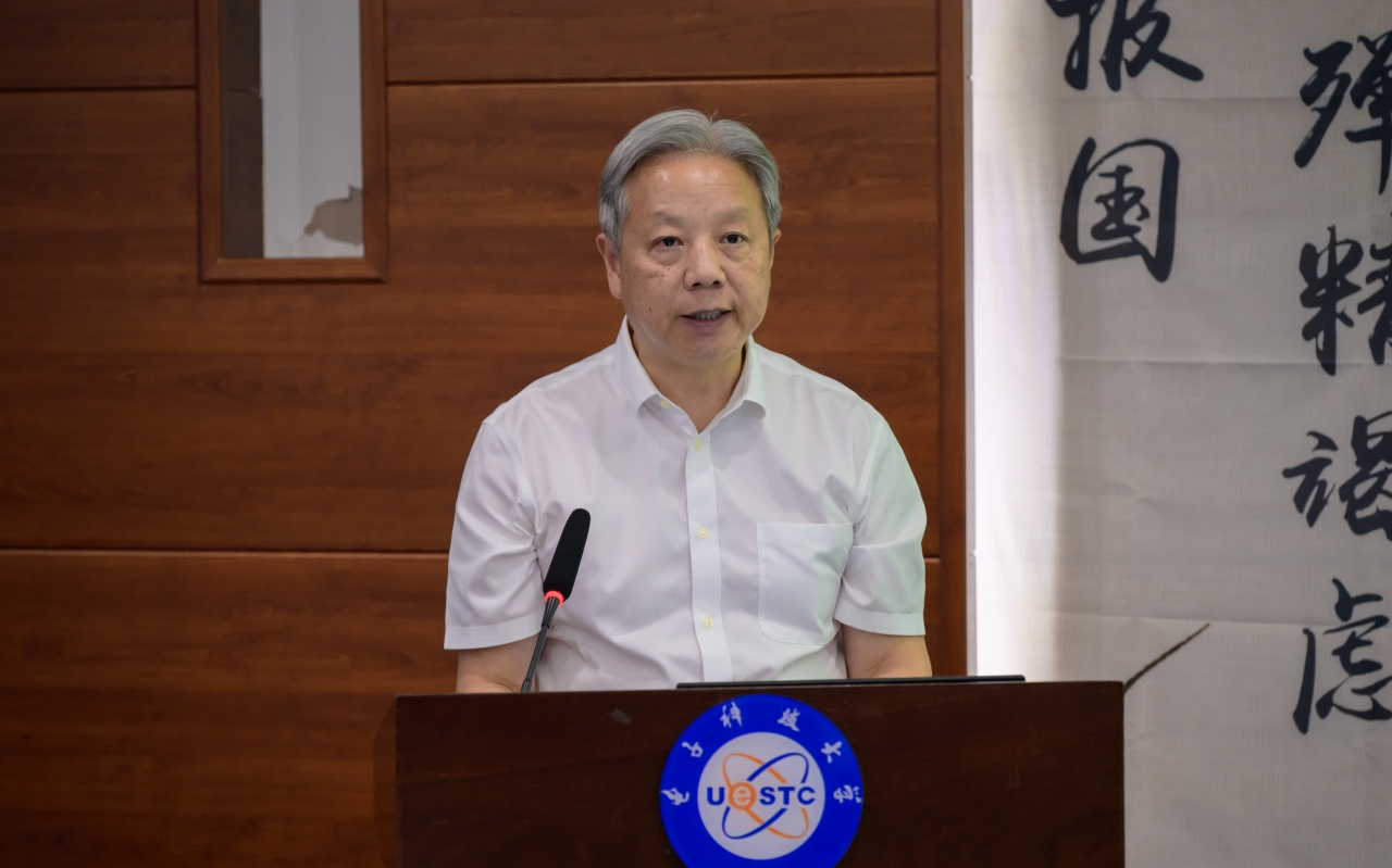 MEK-6384.jpg MEK-6384.jpg