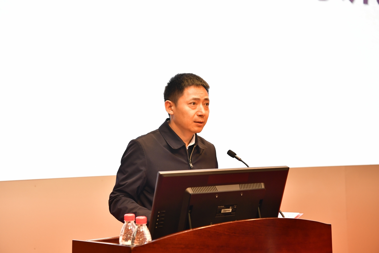 孔校.JPG 孔校.JPG