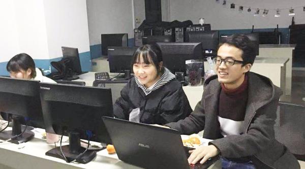 成都学院学生获第八届亚太地区大学生数学建模竞赛二等奖