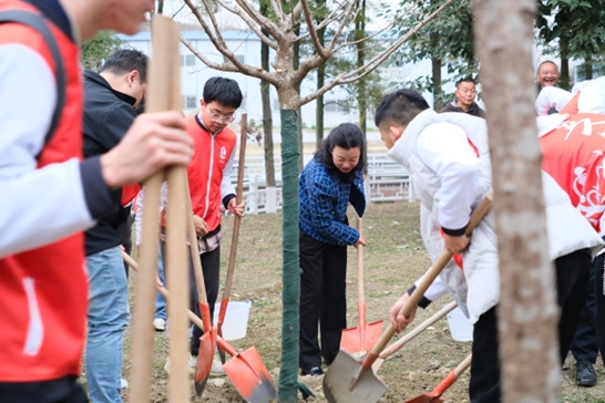 m0B449Cp8N.jpg m0B449Cp8N.jpg