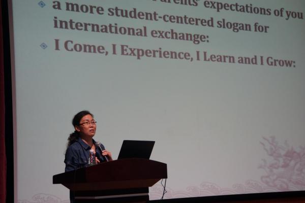 格拉斯哥学院2016级新生教育“走进成电，走向世界”开讲