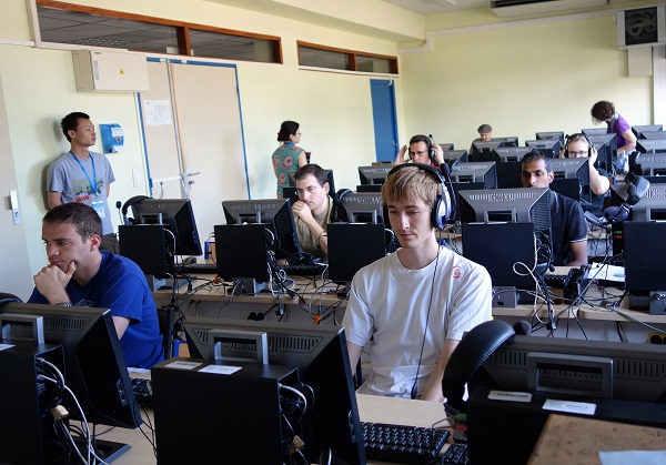 蒙彼利埃孔子学院成功举办首次HSK网考