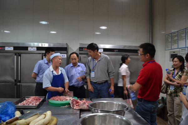 【迎新】学校开展新学期后勤服务运行保障大检查