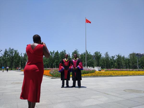 IMG_20160616_122713_缩小大小.jpg 1a01b86b1040a66521cd77c8ef8049f3.jpg