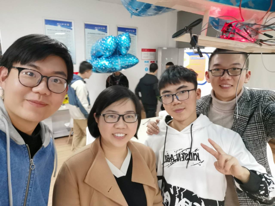 【发现成电】玩气球？我们是专业的！