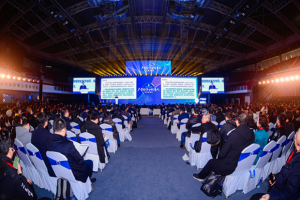 曾勇校长受邀在教育部产学合作协同育人项目对接会作主题报告