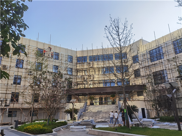 战高温、保运转、备迎新！后勤保障部暑期攻坚焕新校园面貌