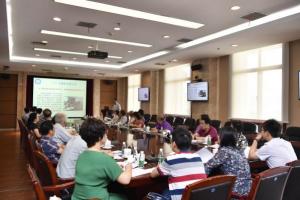 学校关工委全委会研究部署2019年工作