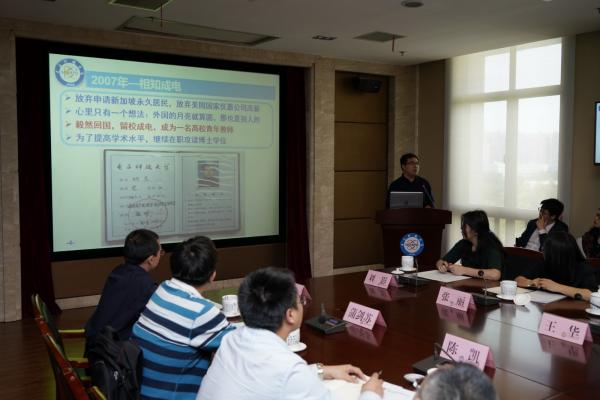 _DSC2403_缩小大小.JPG 1b23f586298783399b5e9c483a9a371d.jpg