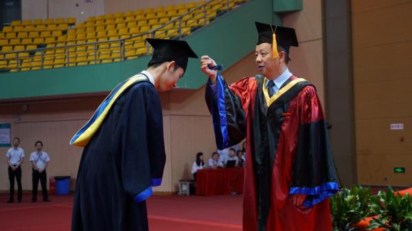 biy028.JPG biy028.JPG