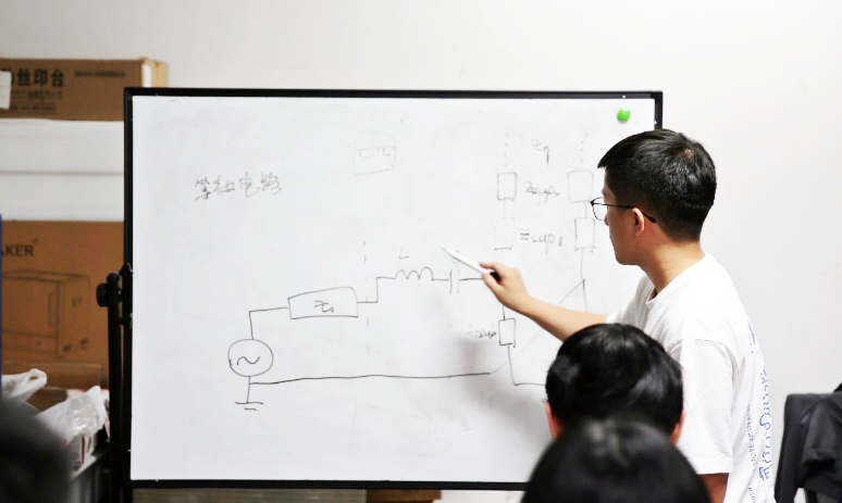 图片8.png 图片8.png