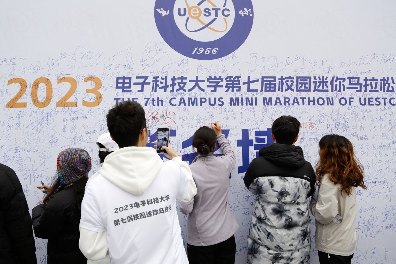 20231217-_92A1977.jpg 1cc2788e10904e8d6667b54d26d4ac94.jpg