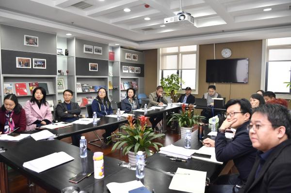 【学习贯彻四中全会】学校召开学习贯彻四中全会精神理论宣讲团集体备课会