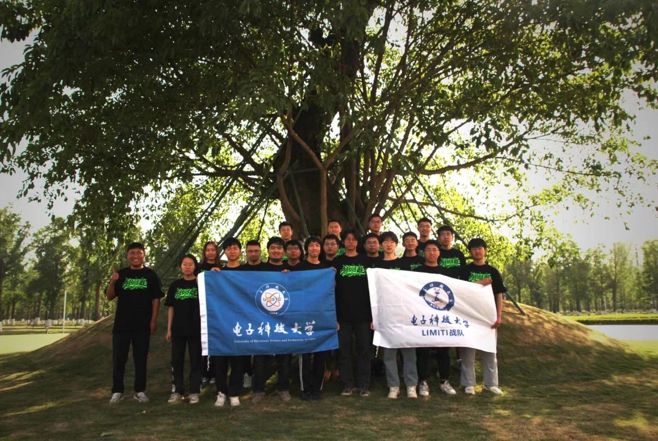 6全国大学生机器人大赛团队.jpg 6全国大学生机器人大赛团队.jpg