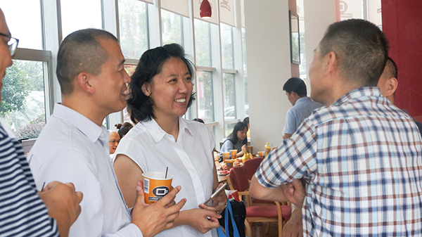 【甲子校庆】经管学院开展庆祝成电60周年华诞系列活动