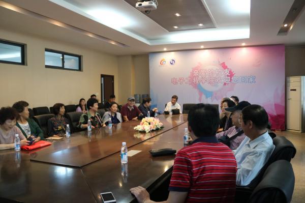 【甲子校庆】电工学院7321班校友返校共贺母校甲子生日