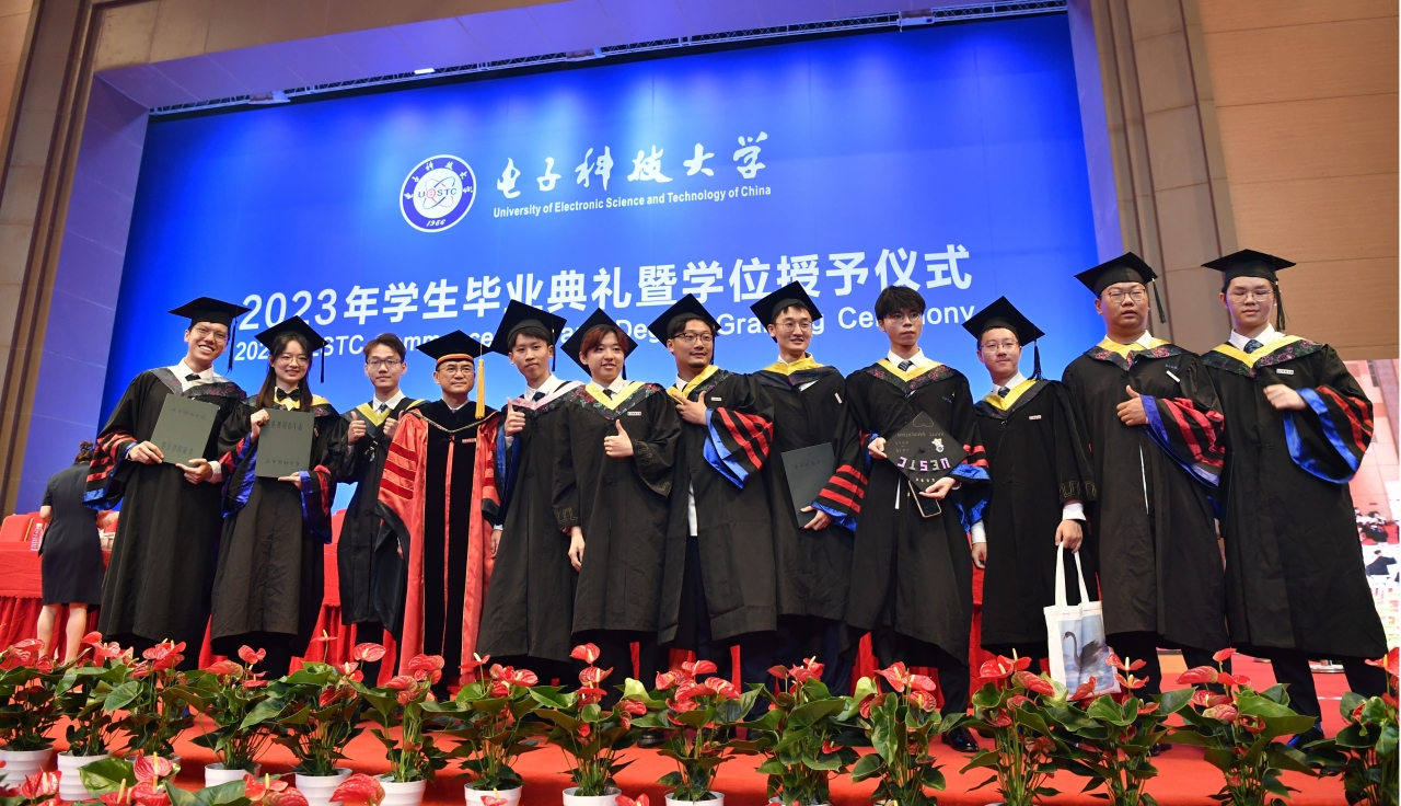 11.jpg 1fd0a9bf12e234749c199fd6002743df_66066.j