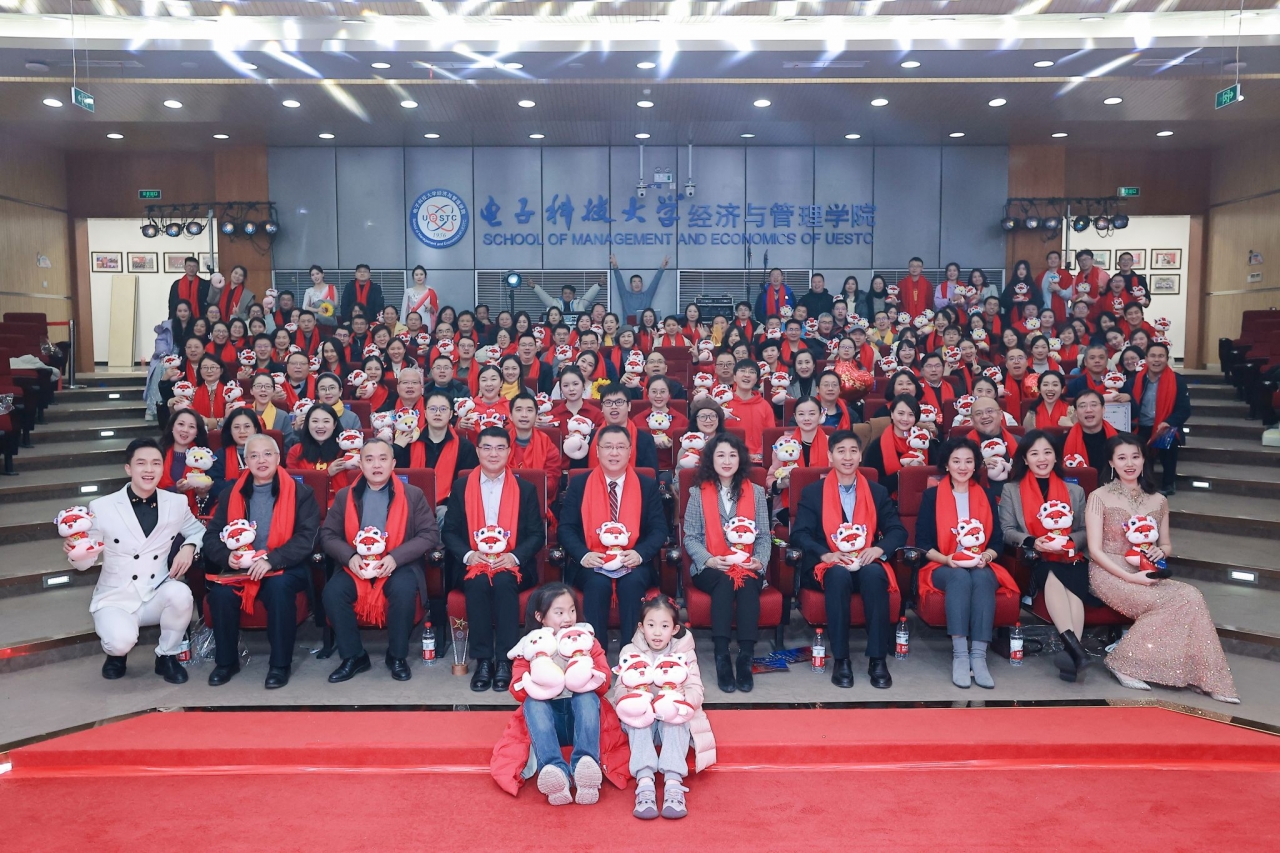 07D5F4BCD38819635540ADB117A_C77CFEF0_7CF