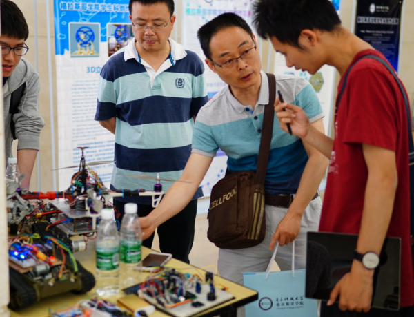 格拉斯哥学院参加招生政策宣讲咨询会并赴绵阳开展招生宣传