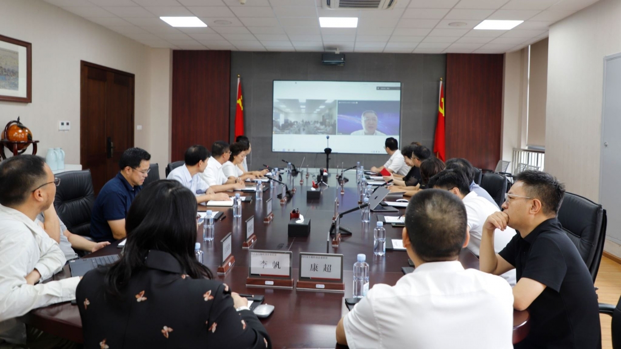 经管学院举办科技服务协同赋能企业发展模式创新研讨会