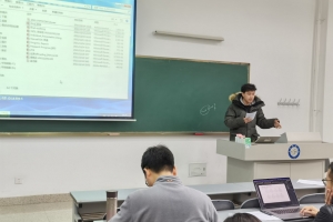 【研究生精品课程】用语言为专业插上腾飞的翅膀