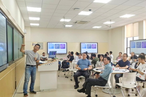 两年半深耕细作 打造优质“专业写作基础”通识必修课卓有成效