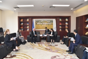 蒙彼利埃大学副校长弗朗索瓦·皮埃罗来校访问