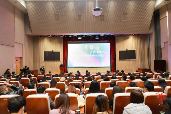 我校荣获中国研究生媒体“为祖国点赞”活动优秀组织单位称号