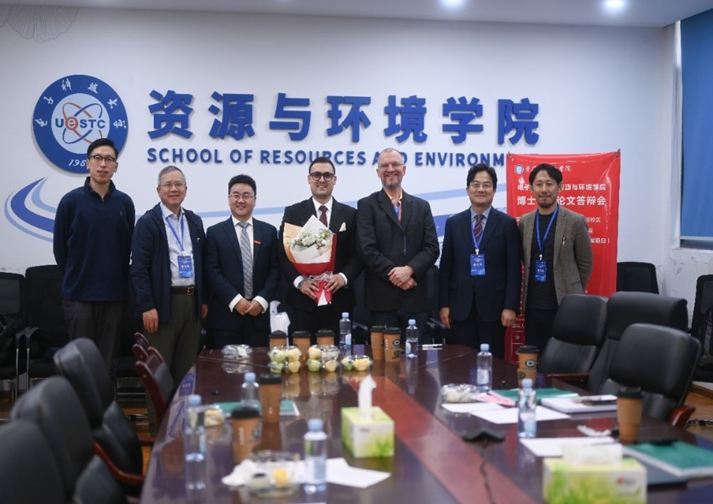 资环学院博士学位论文答辩首次采用国际化评审与答辩