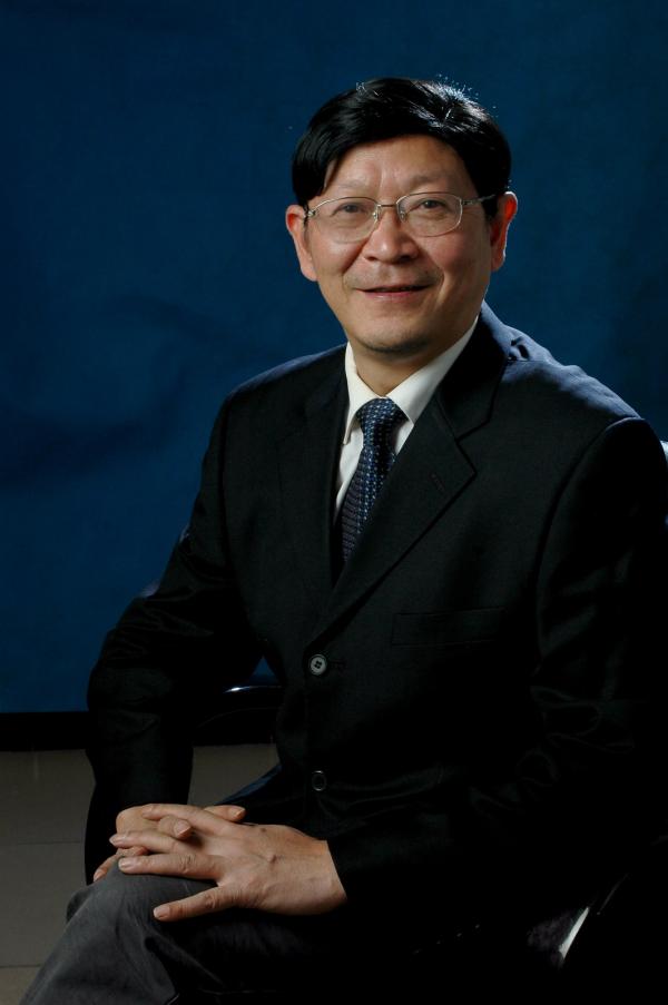 成电4位教授获2018年国务院政府特殊津贴