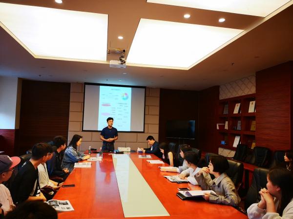 自动化学院举办“大众健身、新手上路”健身知识讲座