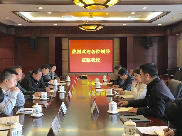 成都市委组织部来校调研“一校一带”工作