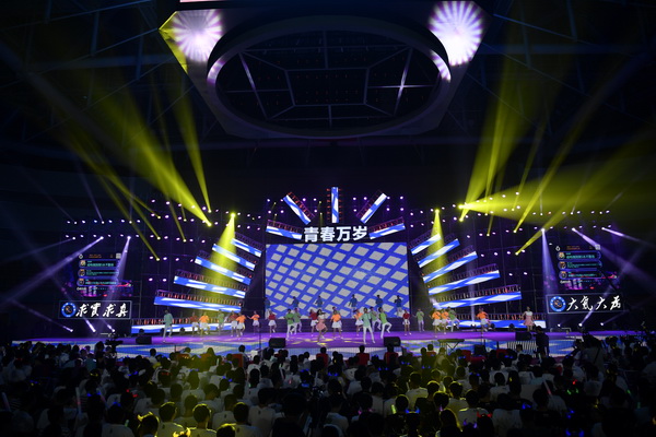 biy00002.JPG 29f483cdc0a6c59fed1f8ce550f4521c.jpg