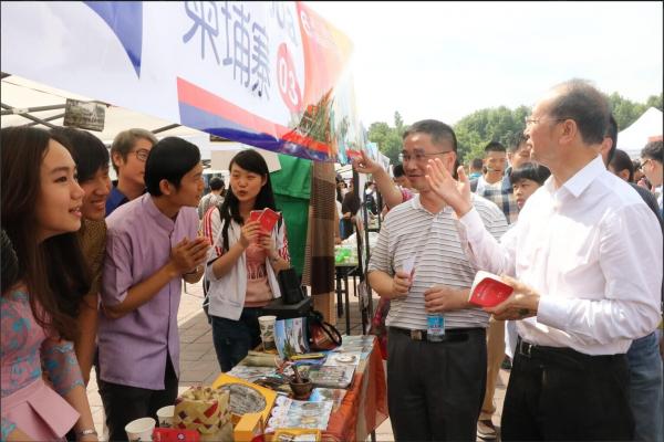 6.jpg 2a0ac87ec39f688e517bc636da13212b.jpg