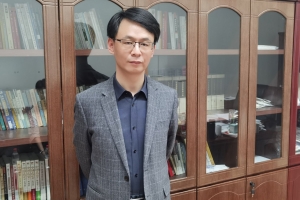 【研究生精品课程】越是“众声喧哗”，越要唱响“主旋律”