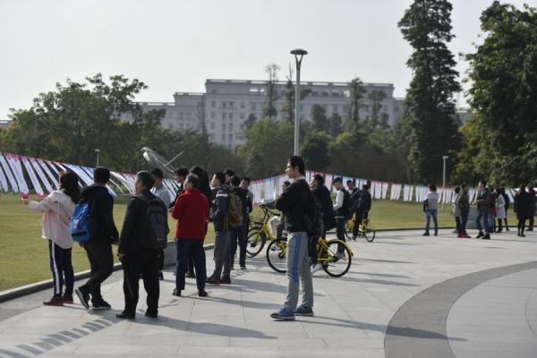 第六届“金色记忆”银杏节文化活动精彩纷呈