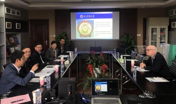 格拉斯哥大学詹姆士·瓦特纳米中心主任John Marsh教授来访我校