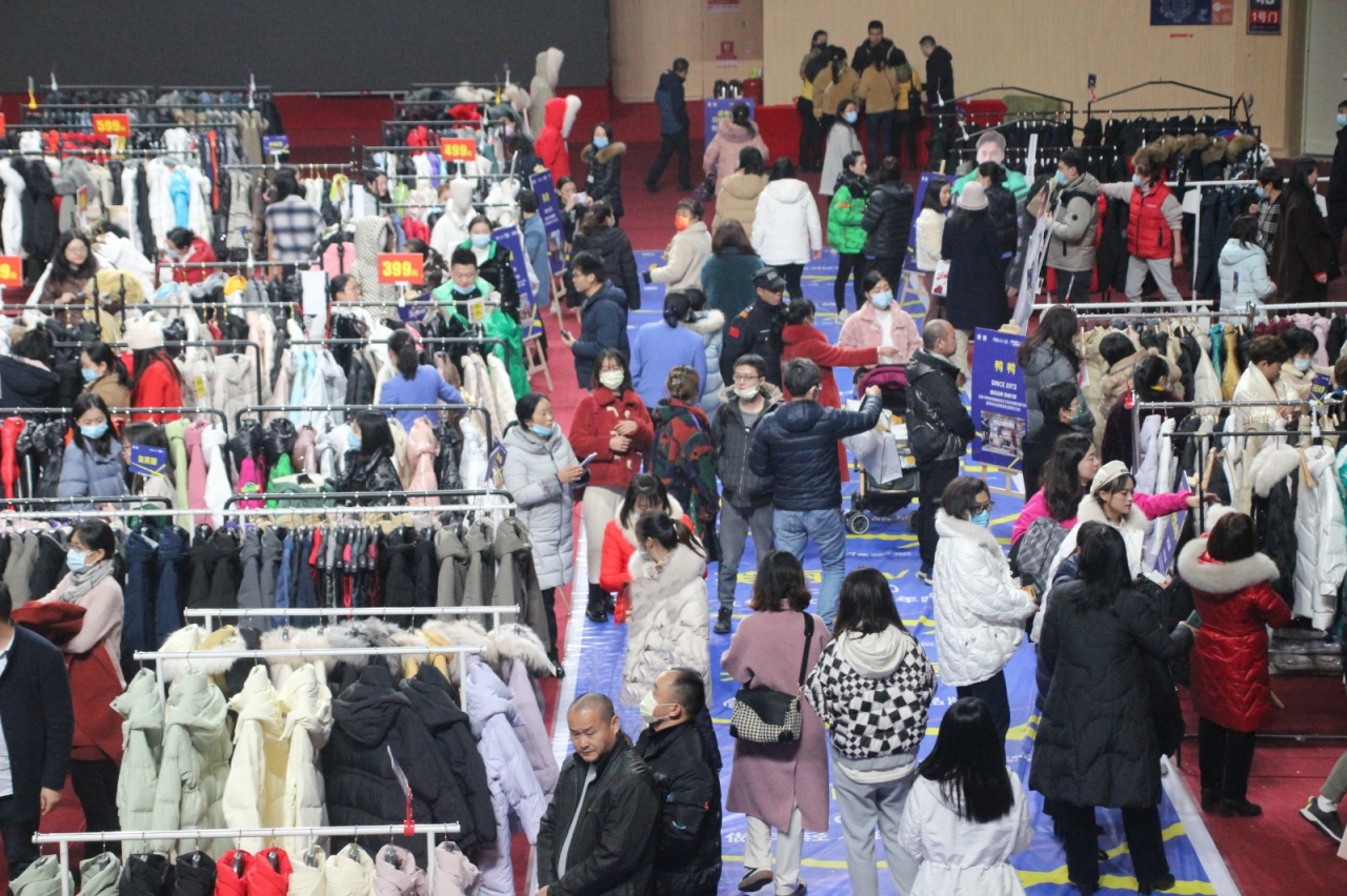 【党史学习教育】我为师生办实事｜校工会举办“暖冬欢乐购”校园优惠购物活动