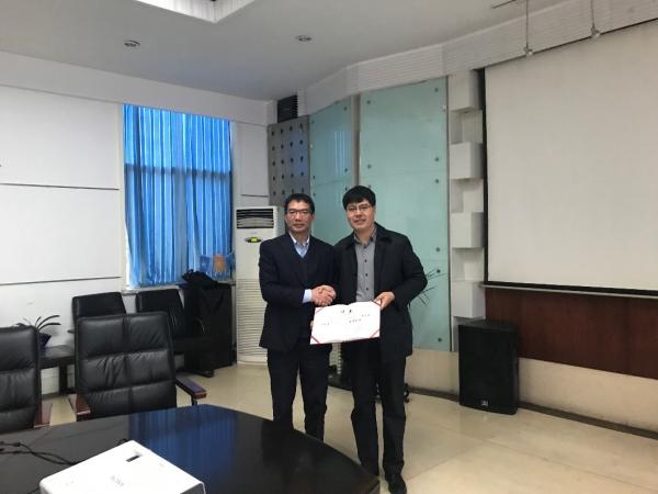 中国科学院电子学研究所张志强研究员讲解大科学装置速调管的发展