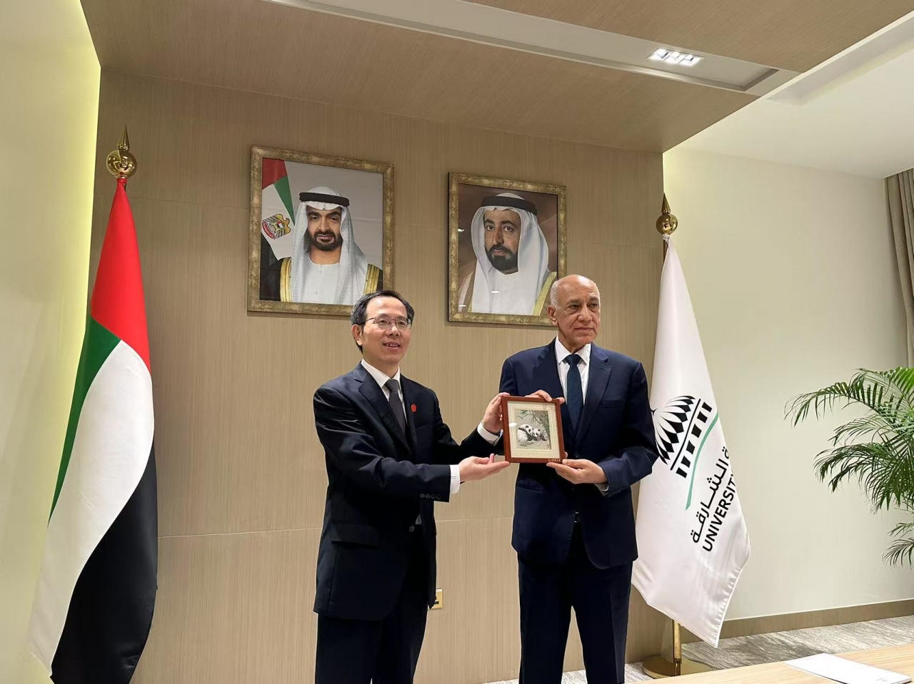 校长胡俊率团访问沙特和阿联酋