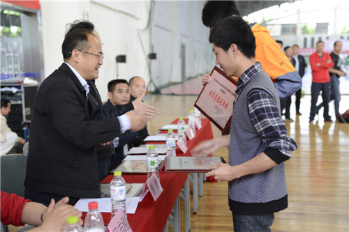 首届CUBL中国大学生阳光体育篮球联赛（四川赛区）落幕