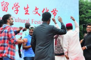 【校庆】第七届留学生文化节绽放文化异彩