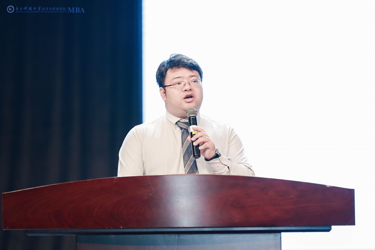 FBFE04BF9FE1202242A96B90B16_834117BB_21F