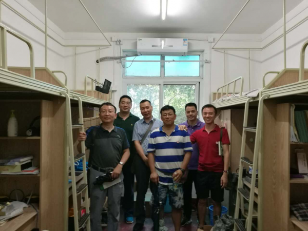 生命学院92142专业院友毕业20年重聚母校