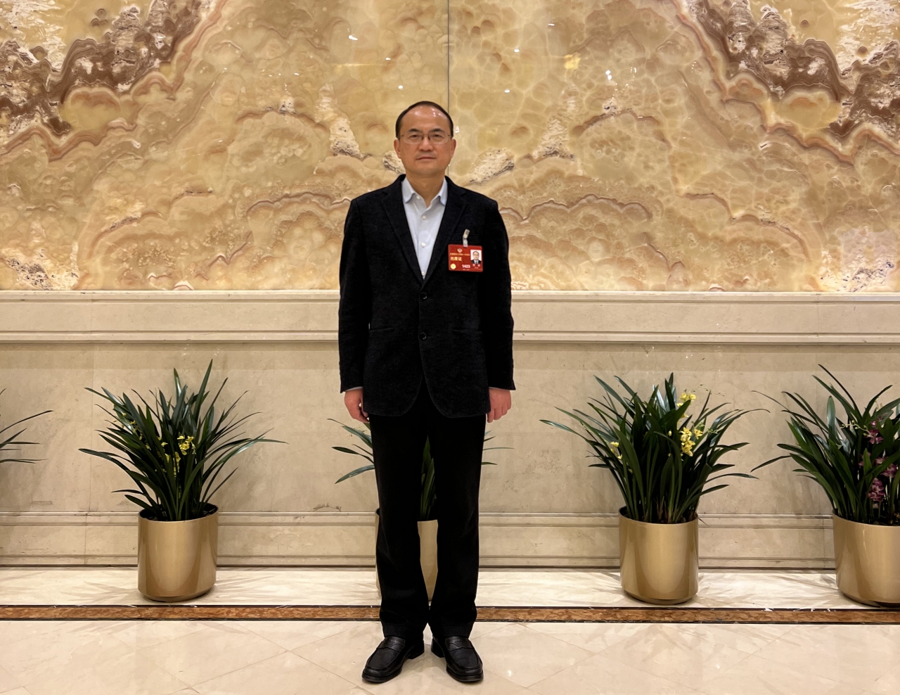 曾校.jpg 曾校.jpg