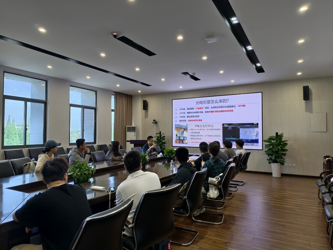 成都光电所.jpg 成都光电所.jpg