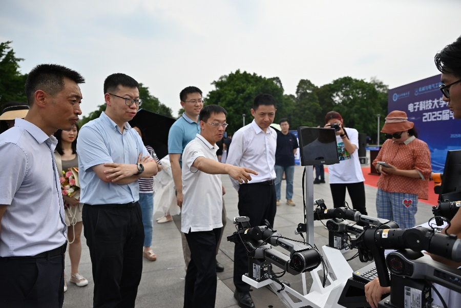 31197315acef4b165d4c48a38b037c10_a5ce0.p