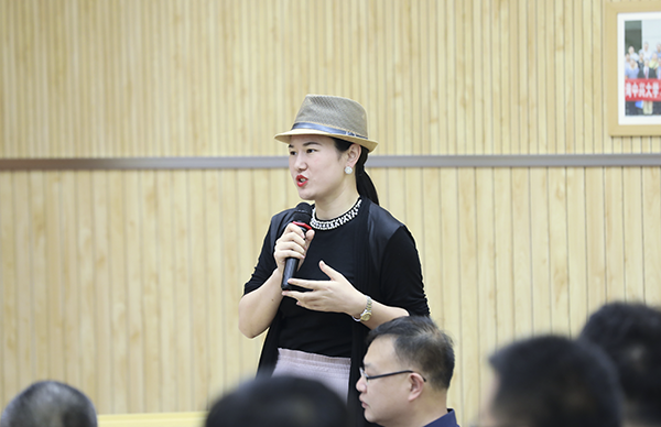 经管学院举办首期青年创业者沙龙