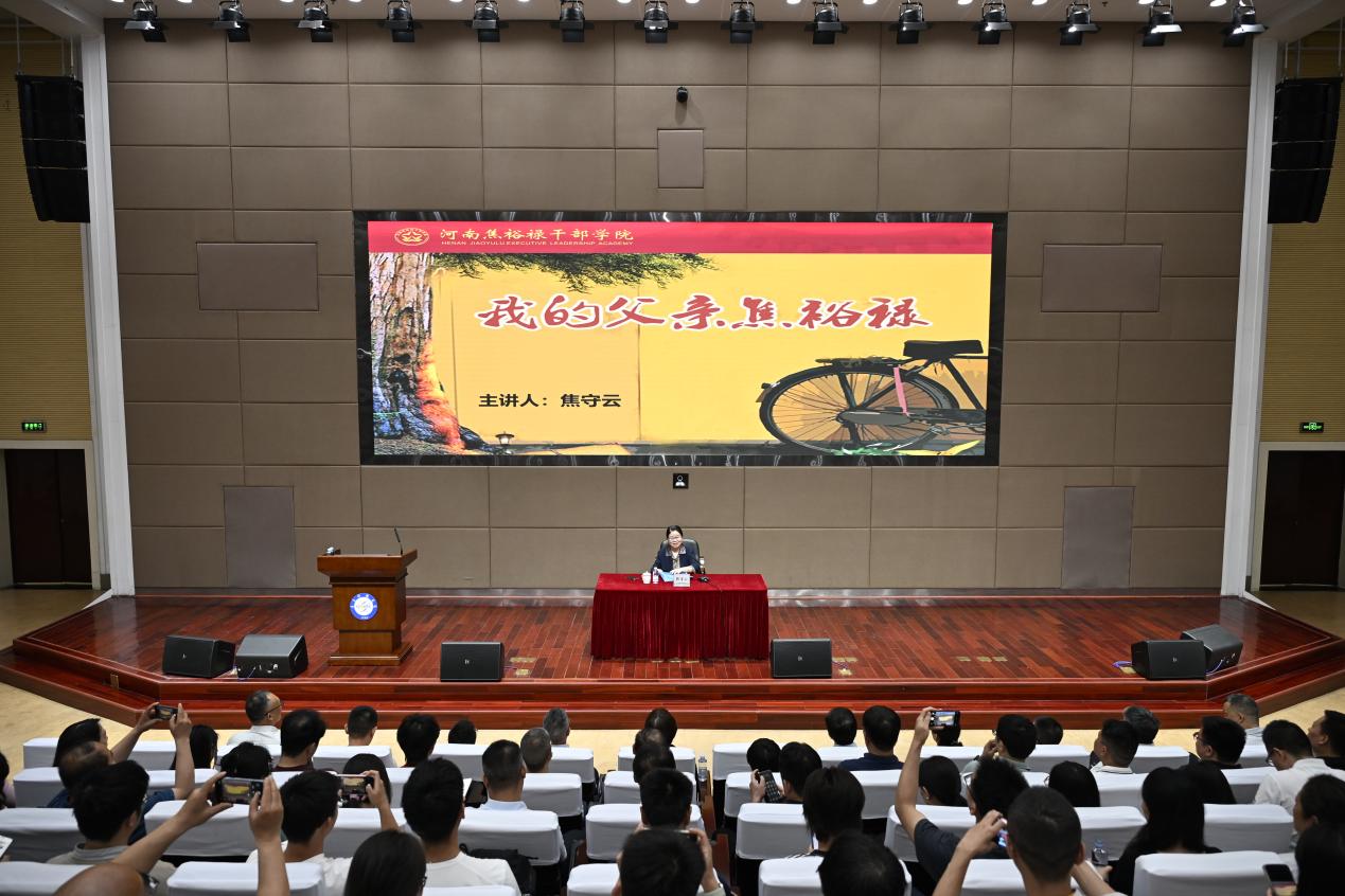 【树立和践行正确政绩观】让创新理论“直抵心灵” 把先锋堡垒“筑在基层”